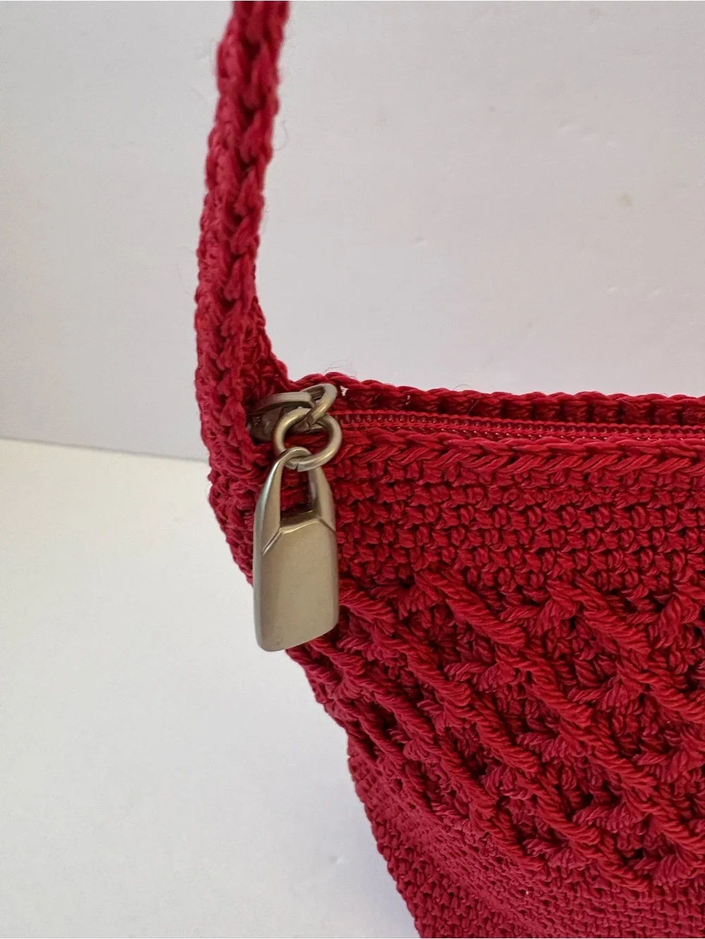 Worthington Crochet Woven Red Crossbody Purse Bag Zip Boho Hippie Diamond Stitch